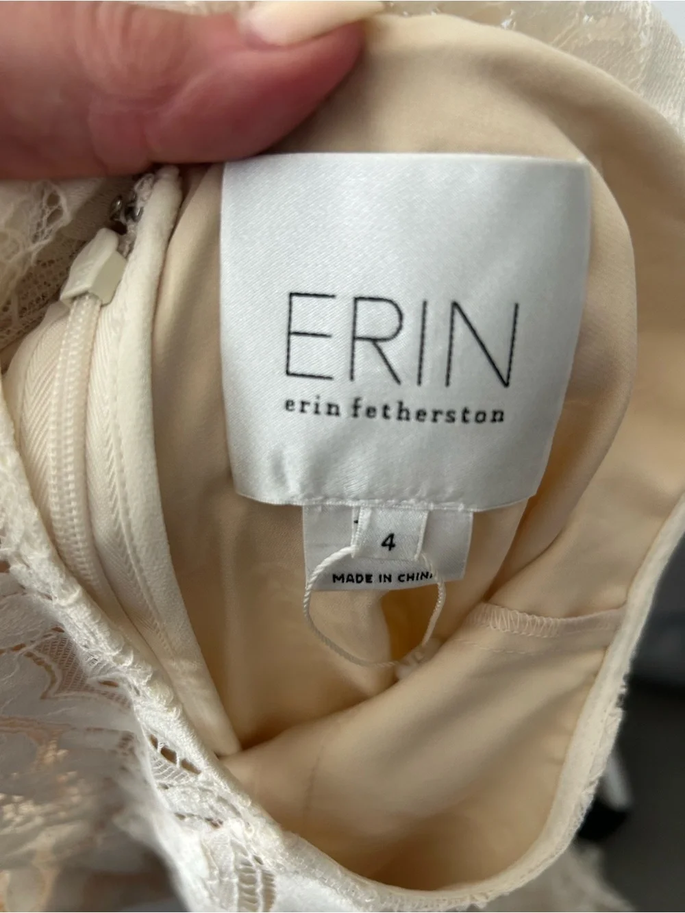 Erin by Wrin Featherston lace Mara dress 4 NWOT